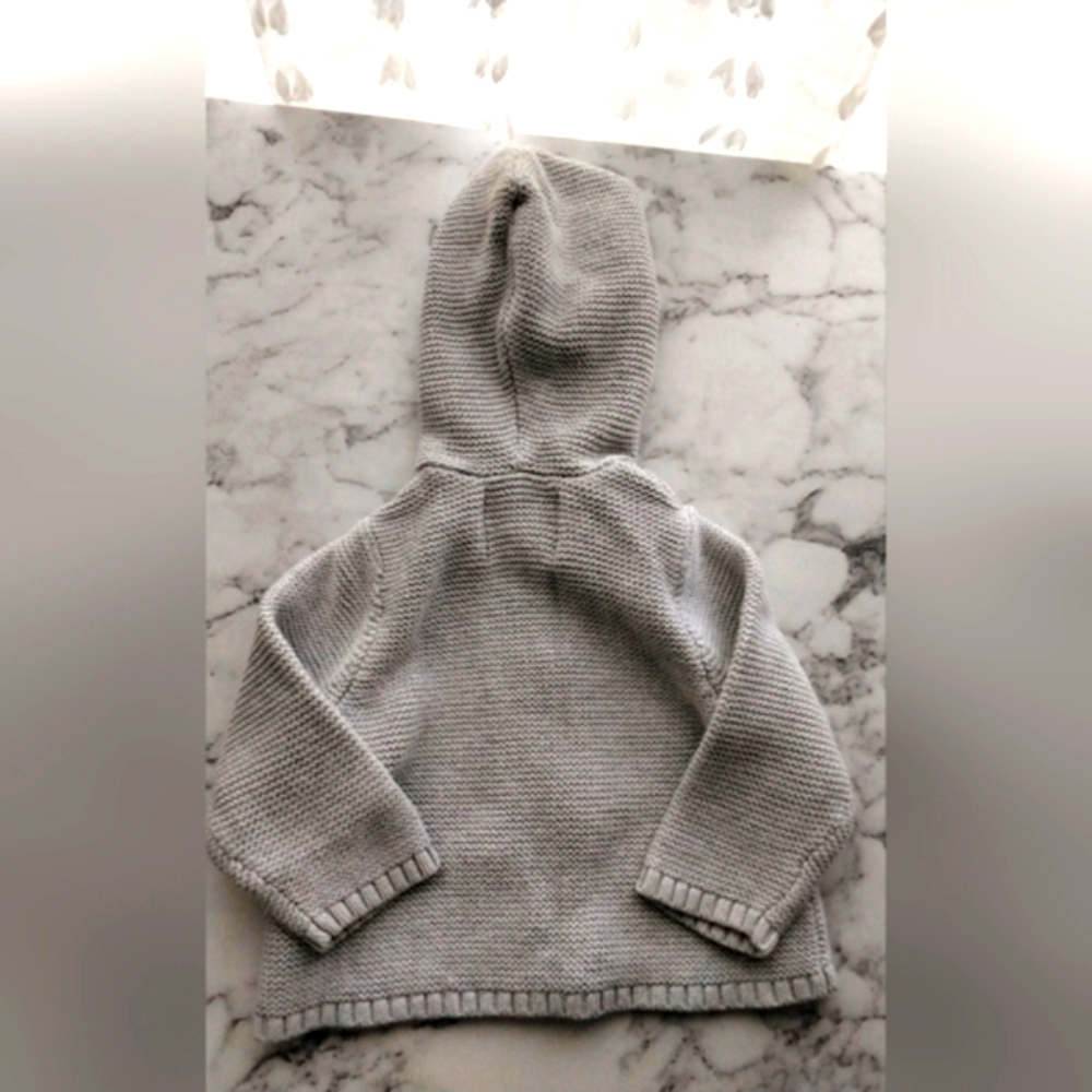 Old Navy‎ Baby Hooded Sweater - Picture 3 of 10